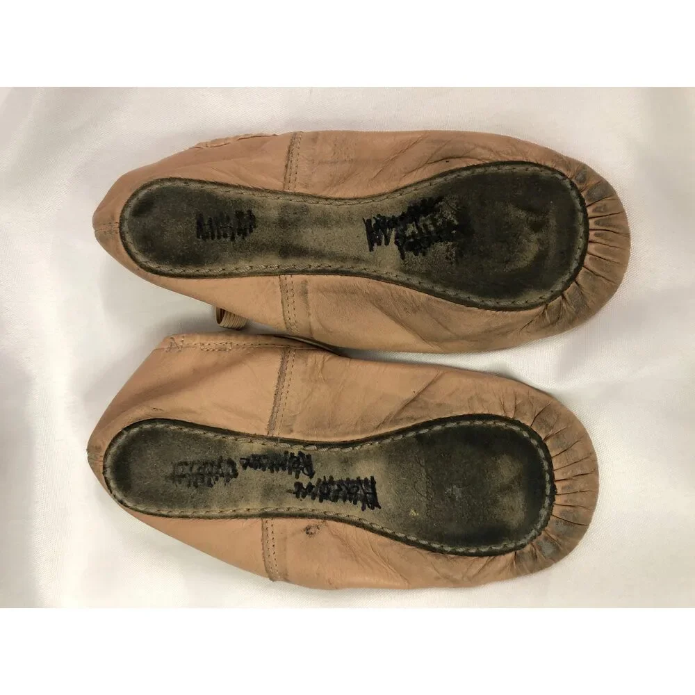 Pre-Owned Dance Ballet Shoes ABT Big Kid 2M Leather Single Strap Full Sole